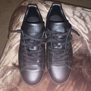Black/Black Adidas Stan Smith Size 9.5